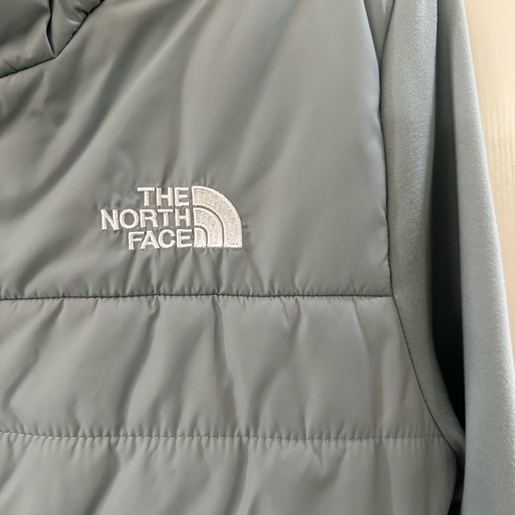 The North Face Women's Jacket - Picture 3 of 11